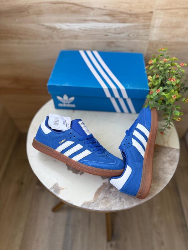 Royal Blue Samba Vibes