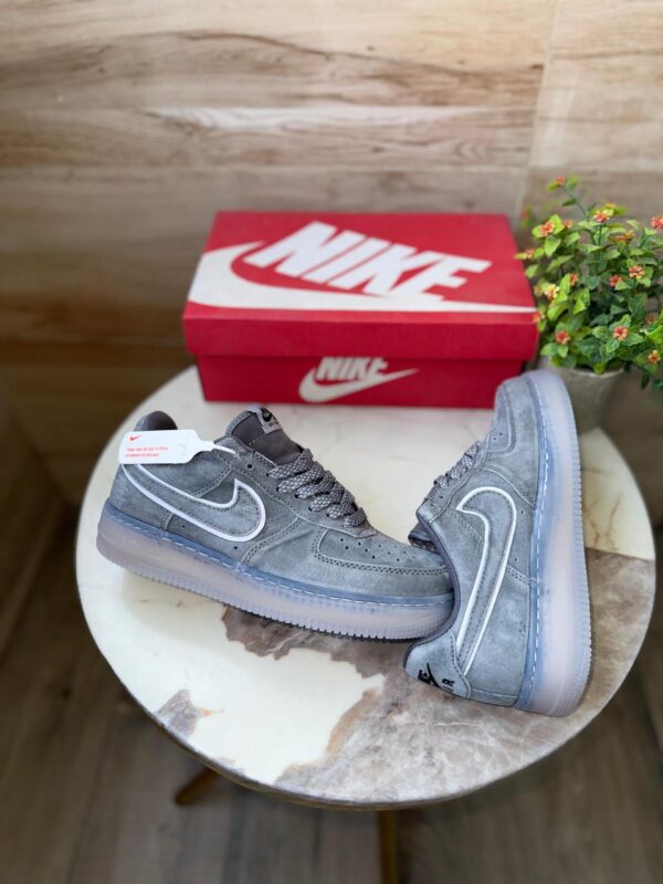 Reign Champ Grey Kicks - Image 4
