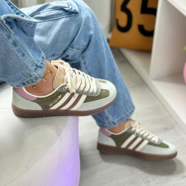 Retro Green Glow - Image 4